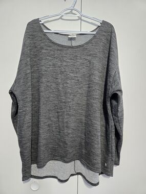 Danskin Now 4X Tunic Top Gray Long Sleeve Athleisure Plus Size Lightweight Sweat